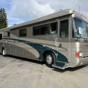 2002 Country Coach Class A RV INTRIGUE 40 SUITE OF DREAMS